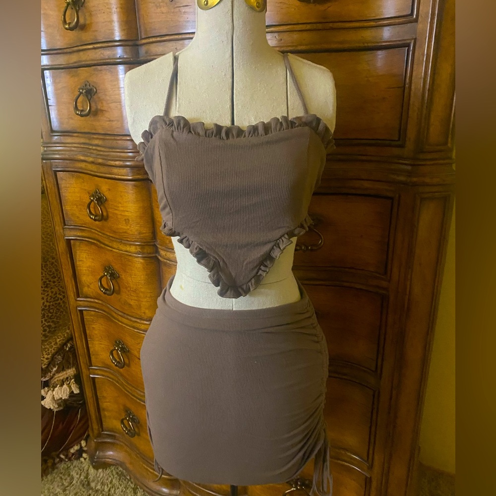 Angel LA brown top and shirt size small
